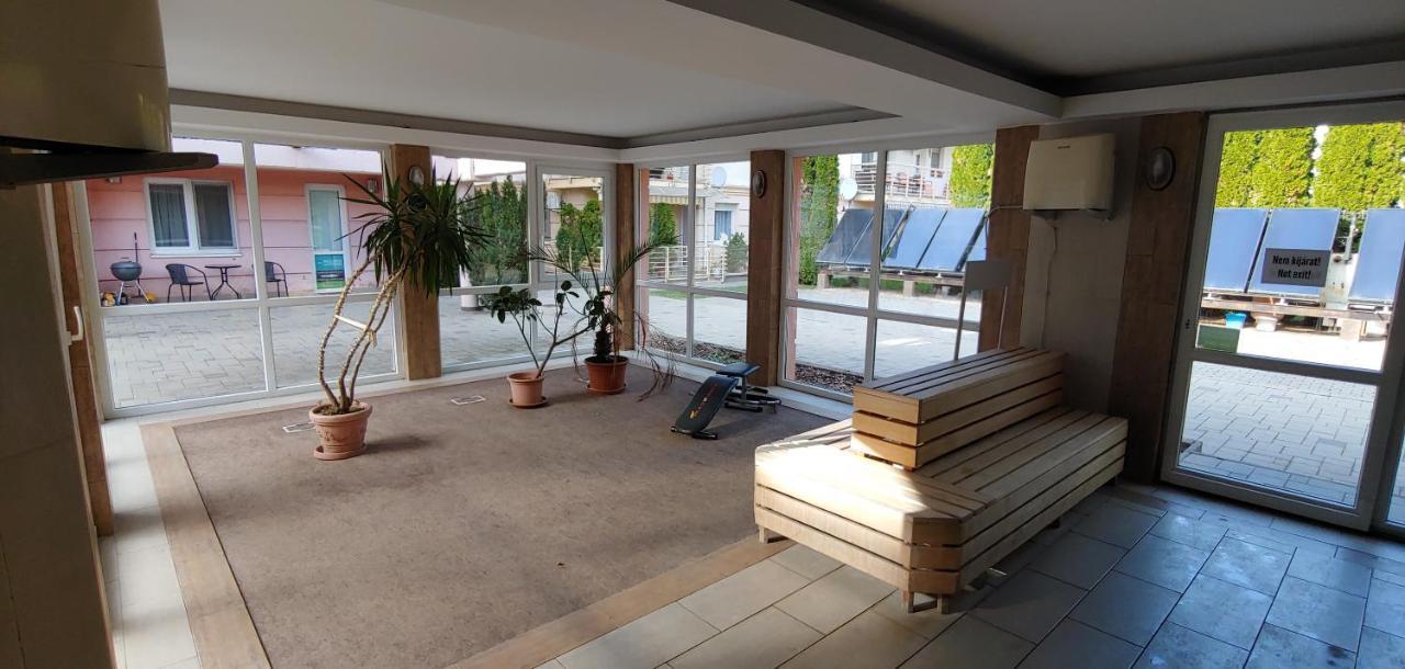 Panorama Lux Wellness Apartman Hajdúszoboszló Eksteriør bilde