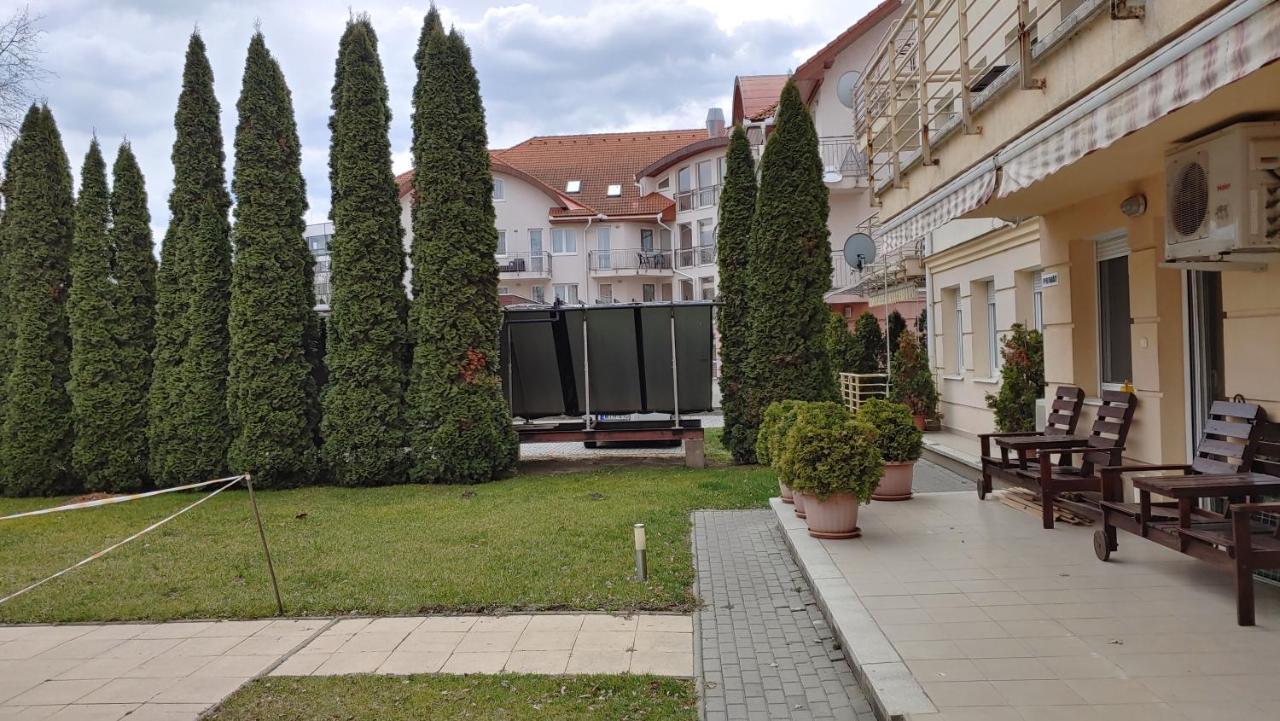 Panorama Lux Wellness Apartman Hajdúszoboszló Eksteriør bilde